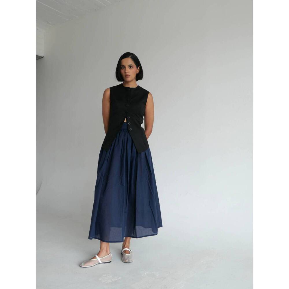 NEW SLOAN cotton voile belted midi skirt in navy